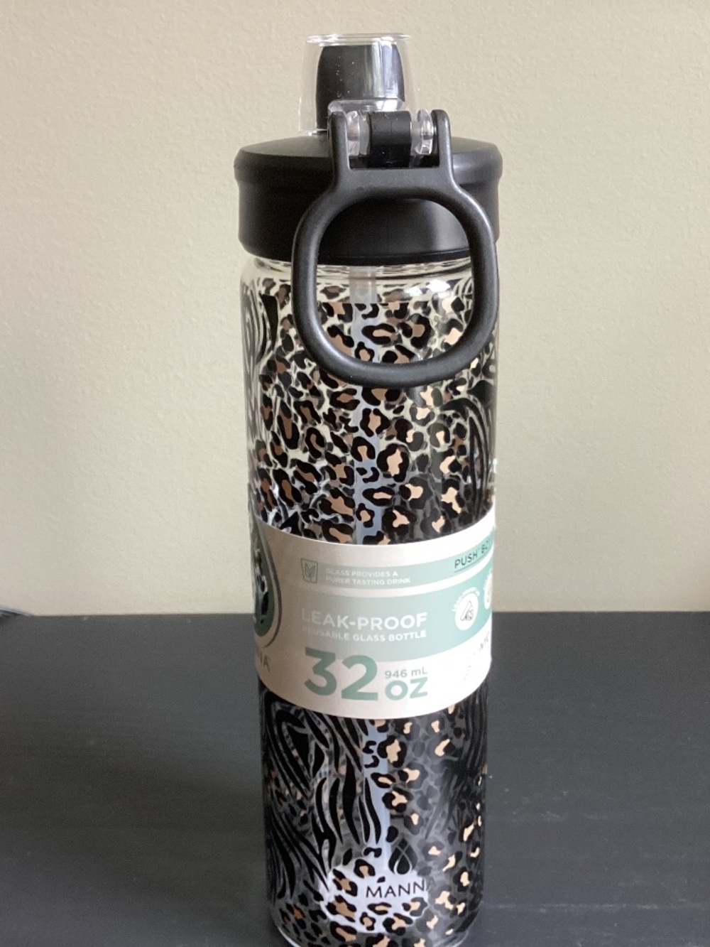 NWT Manna Leakproof 32oz Leopard Print Reusable Glass Bottle Handle Lock Lid